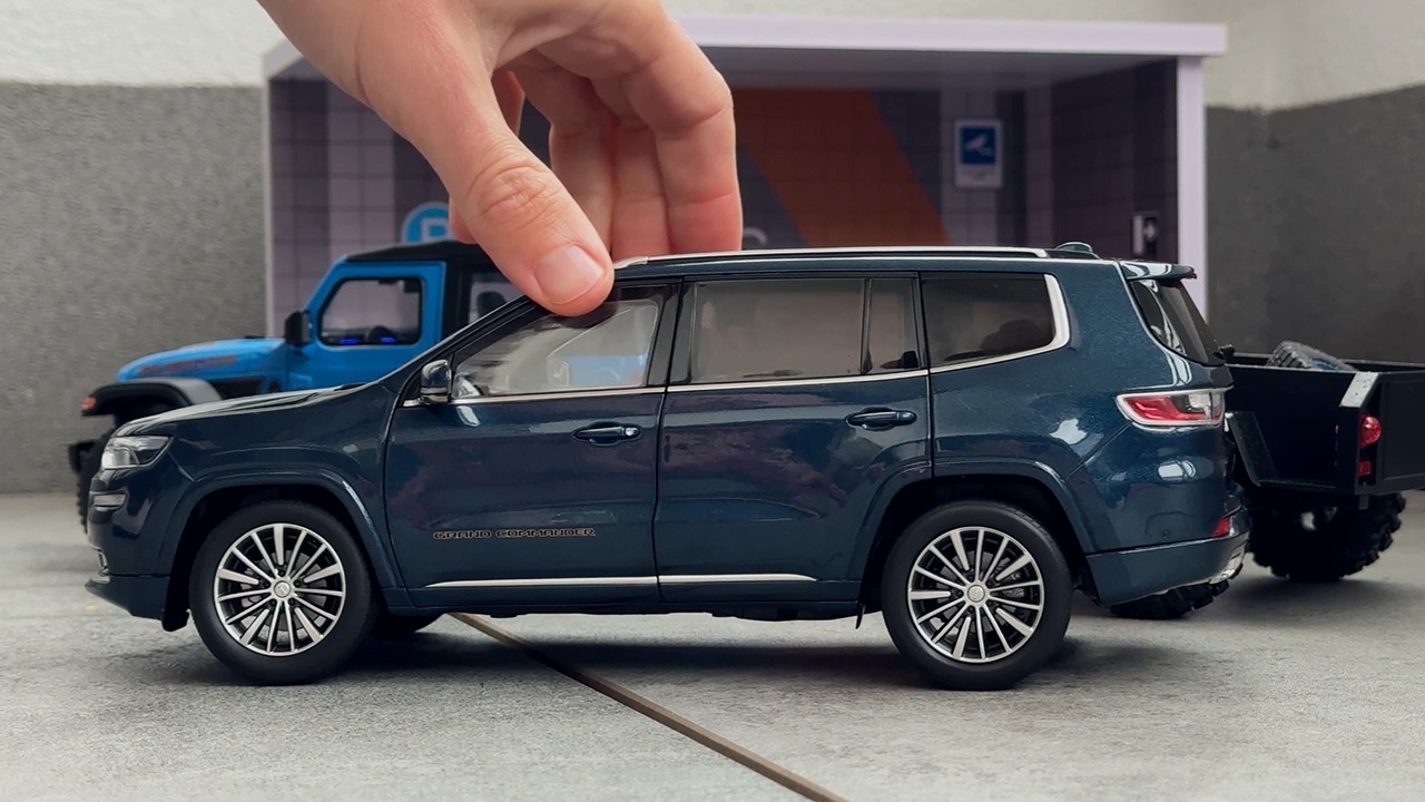 1:18 Scale Trucks & SUVs – The Most Realistic Diecast Collection