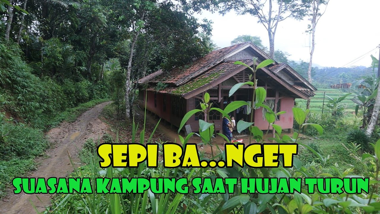 Suasana Hujan Rintik Rintik..Keadaan Kampung Sangat Sepi..Mampukan Anda Tinggal Disini...???