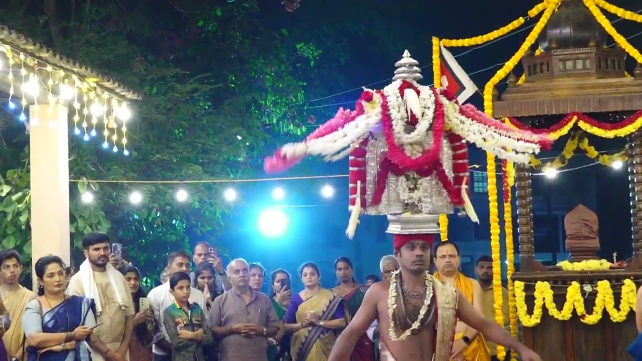 ಉಡುಪಿಯ ಪುತ್ತೂರಿನ ಮುಂಡ್ರಪಾಡಿಯಲ್ಲಿರುವ ಶ್ರೀ ಮಹಾಲಿಂಗೇಶ್ವರ ದೇವಸ್ಥಾನದಲ್ಲಿ  ರಂಗಪೂಜಾ ಮಹೋತ್ಸವ