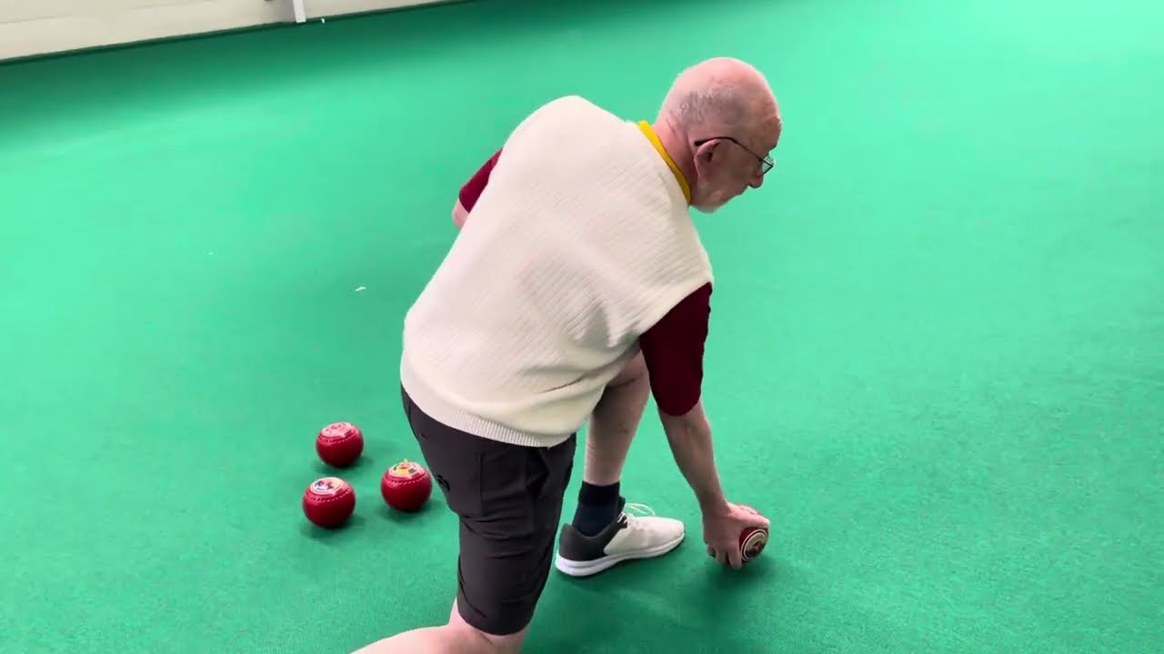 Correct dropping and bumping your bowl Indoor Bowls