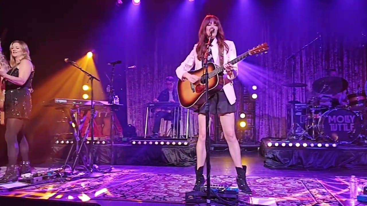 Molly Tuttle-The Highway Knows