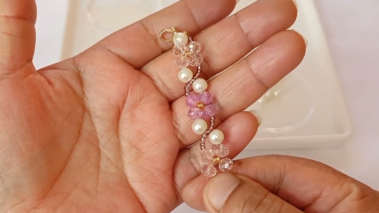 PULSERA DE CRISTALES CON FLORES Y PERLAS 🌸 FACIL Y HERMOSA | PASO A PASO