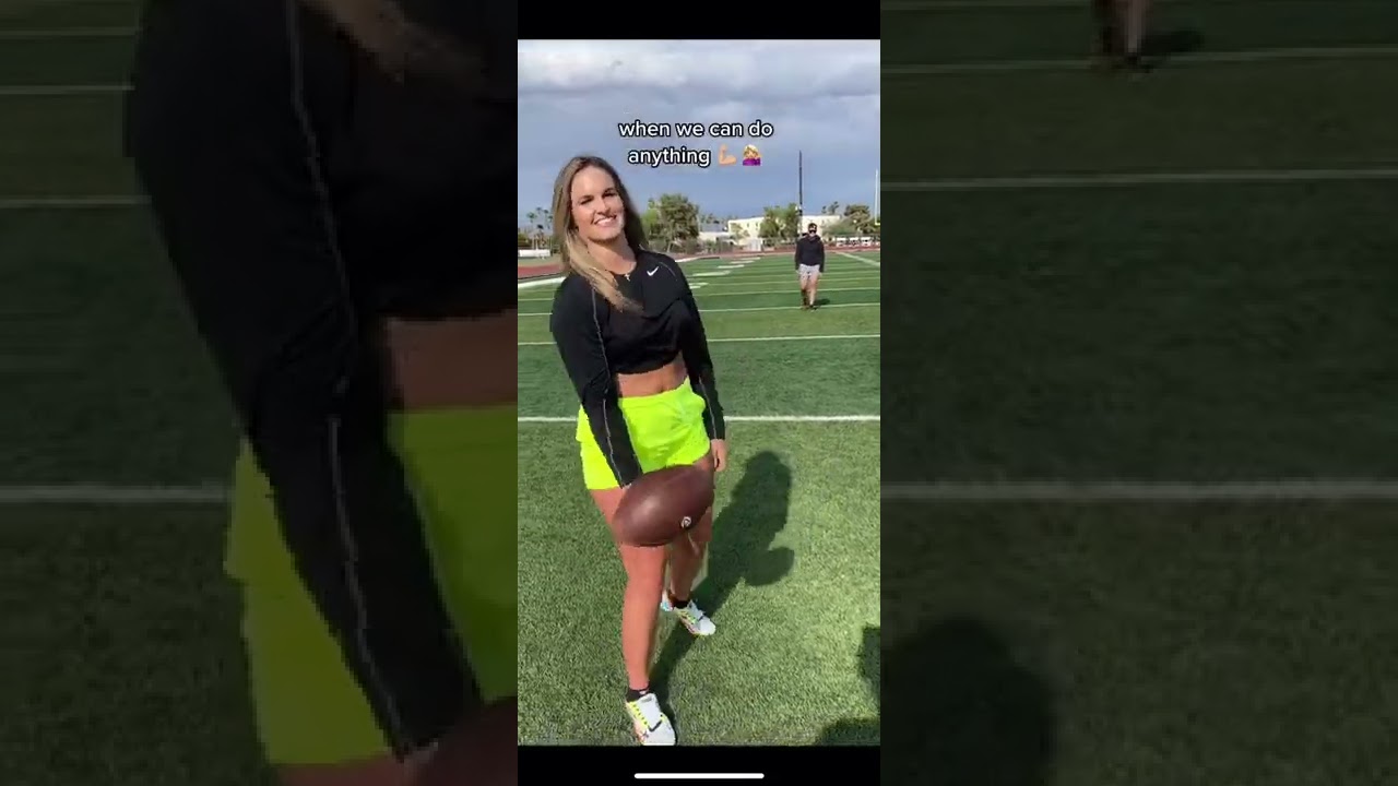 This is how guys SHOULD throw a ball to a girl!!