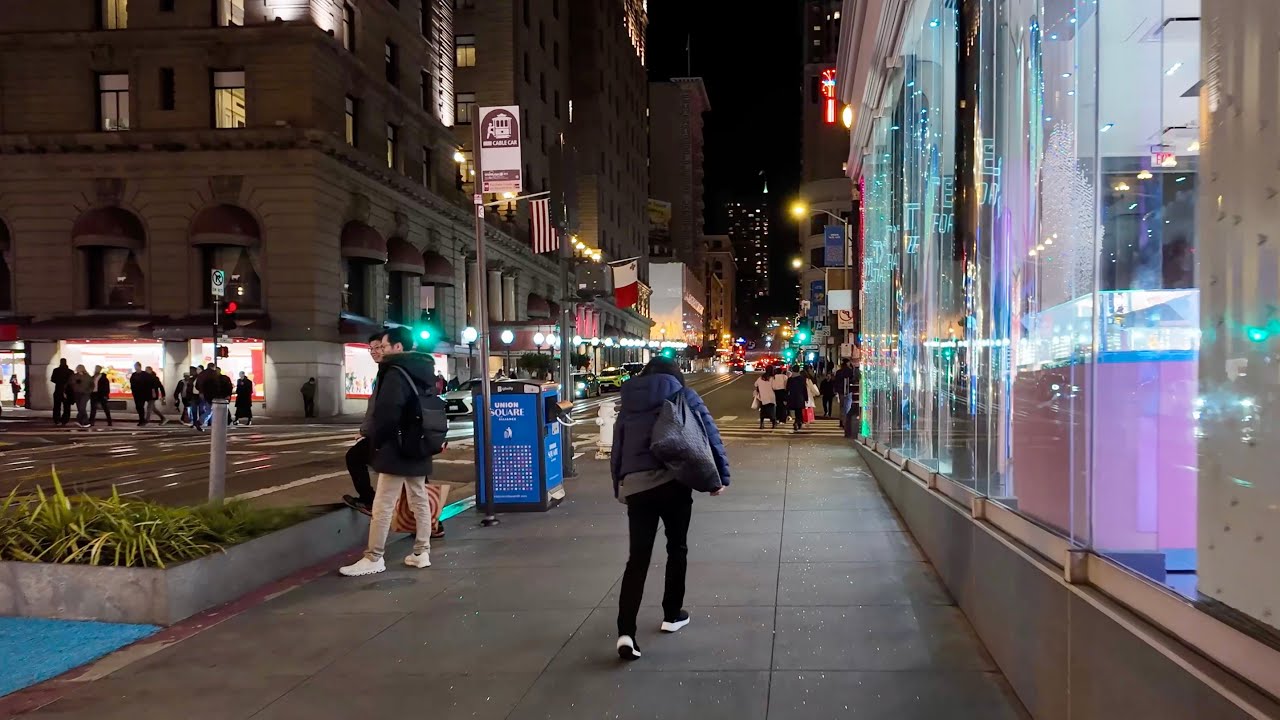 Union Square at Night | San Francisco Walking Tour