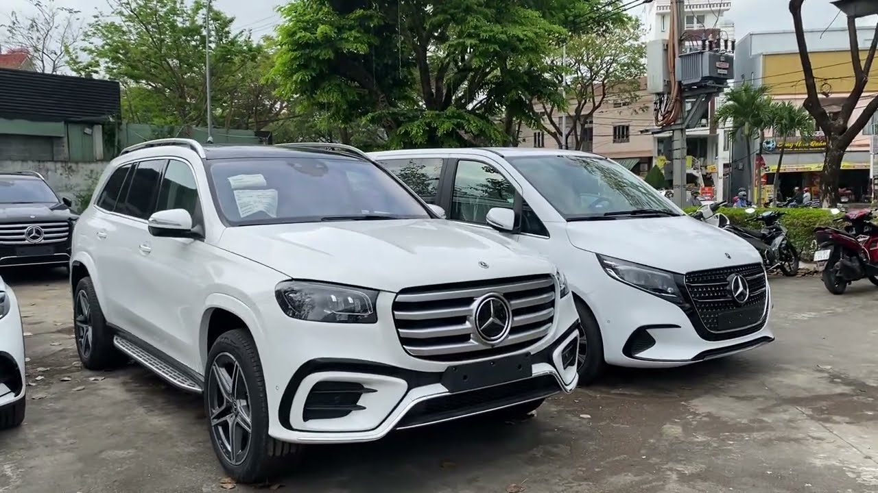 2 chiếc 7 chỗ sang trọng cho gia đình ông chủ