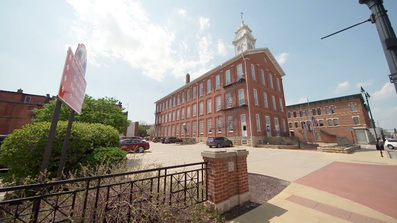Dubuque City Hall, Old Jail and County Courthouse | Historic Buildings of Iowa