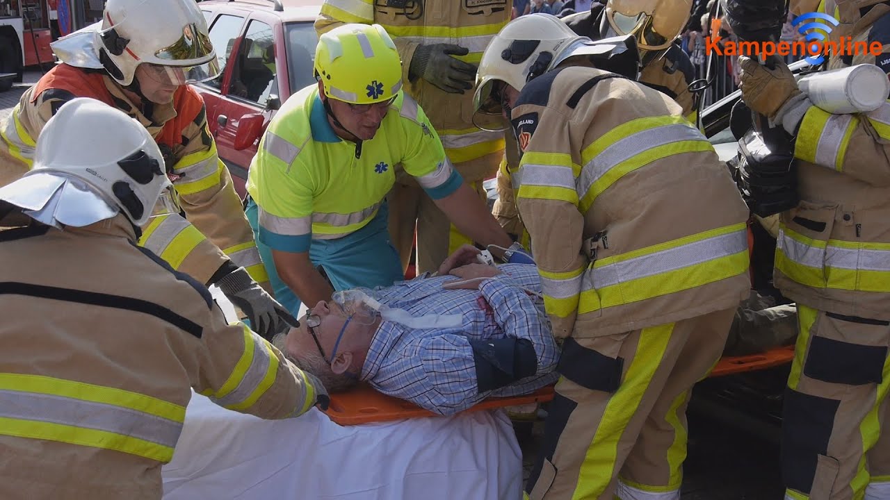 Sensationele demonstratie Politie, Brandweer en Ambulance
