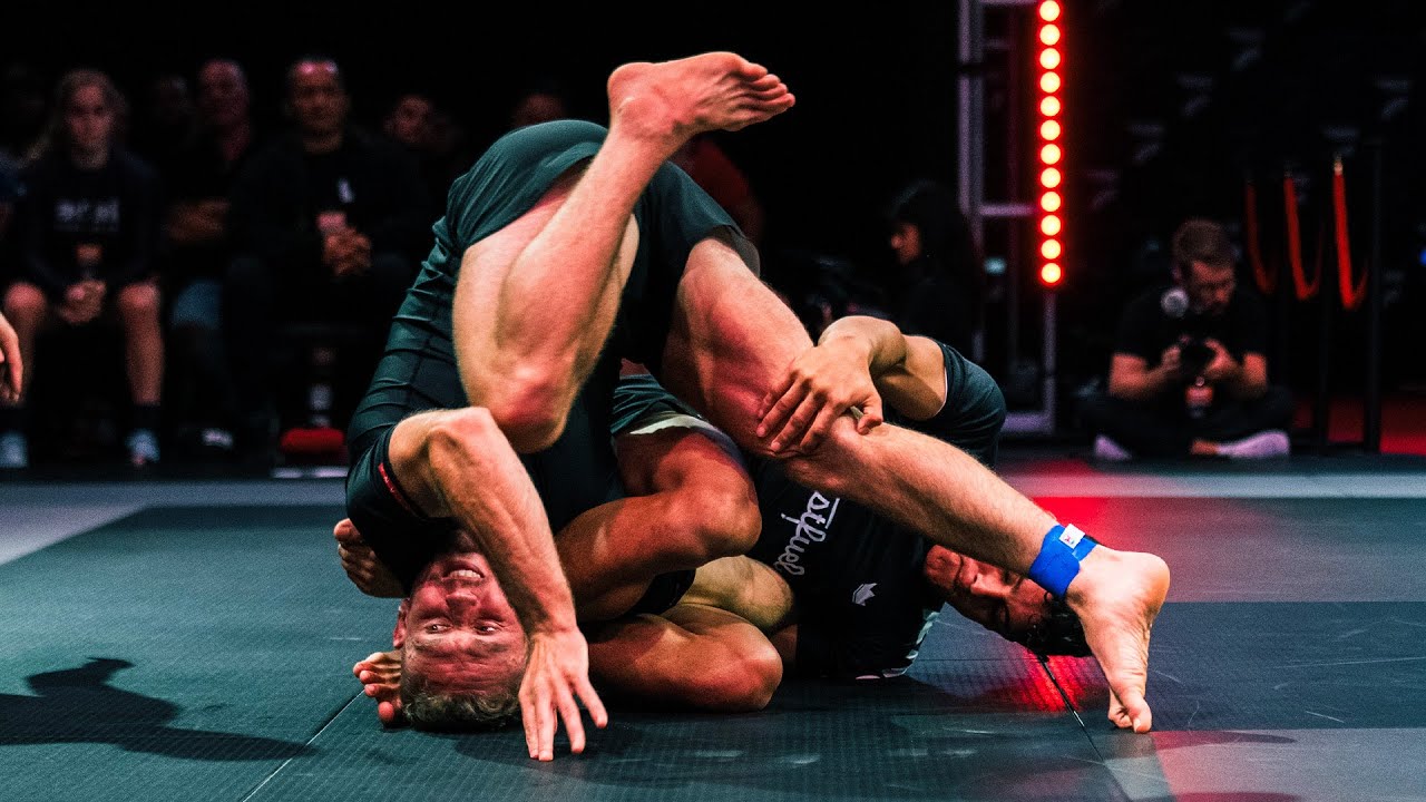 Mica Galvão vs PJ Barch | Tezos WNO 20: Night of Champions