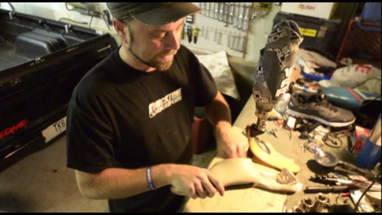 How to remove and clean your prosthetic foot shell