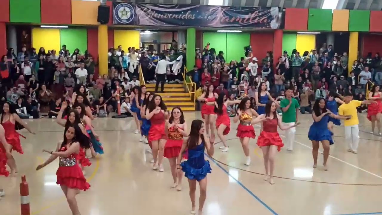 Revista prom 2023 Colegio Santa Luisa