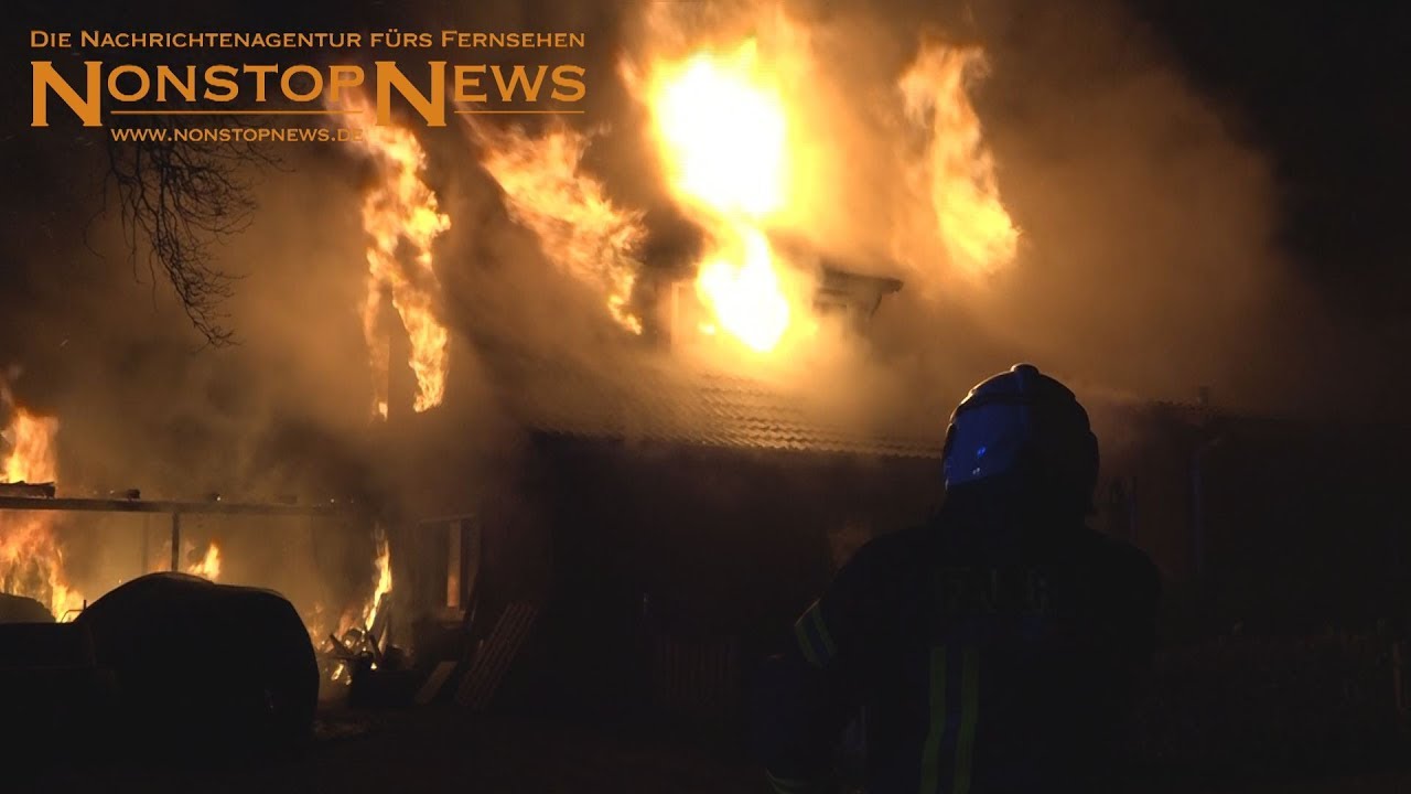 Feuerwehr Detern: Gebäude stand in Vollbrand - 15.02.2018 - log