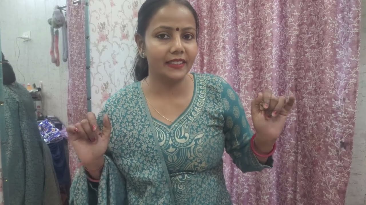 Mayke se kya aaya Holi Par hum teeno k liye…❤️❤️