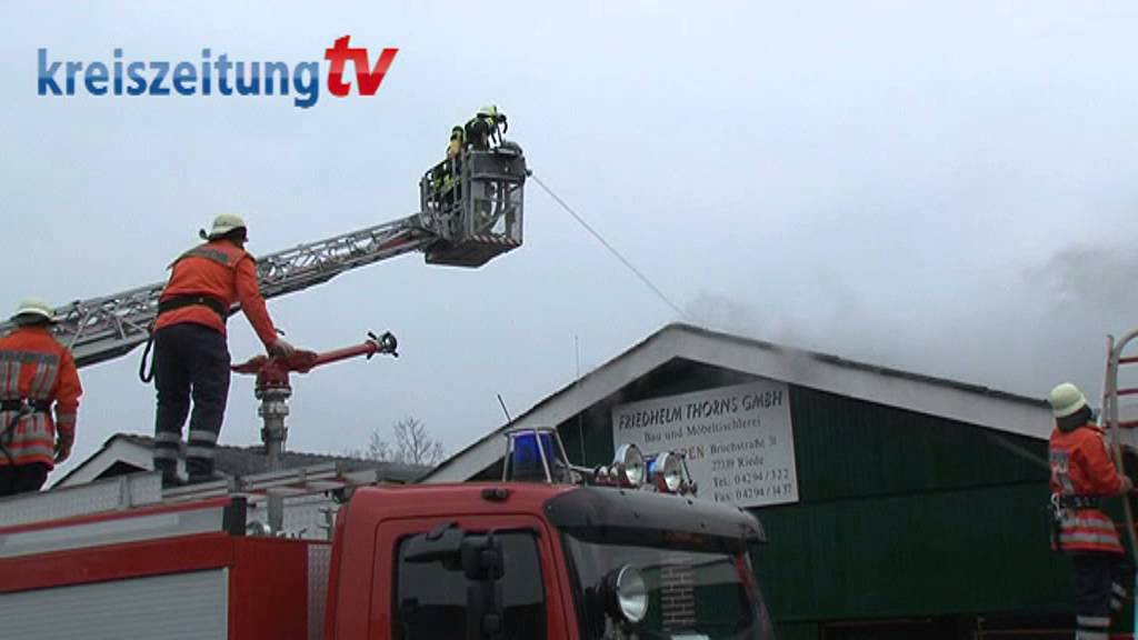 Brand einer Tischlerei in Riede