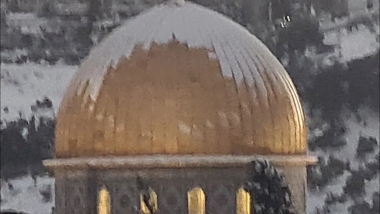 A magical and rare snowy sunrise journey in the Old City of Jerusalem (including explanation)