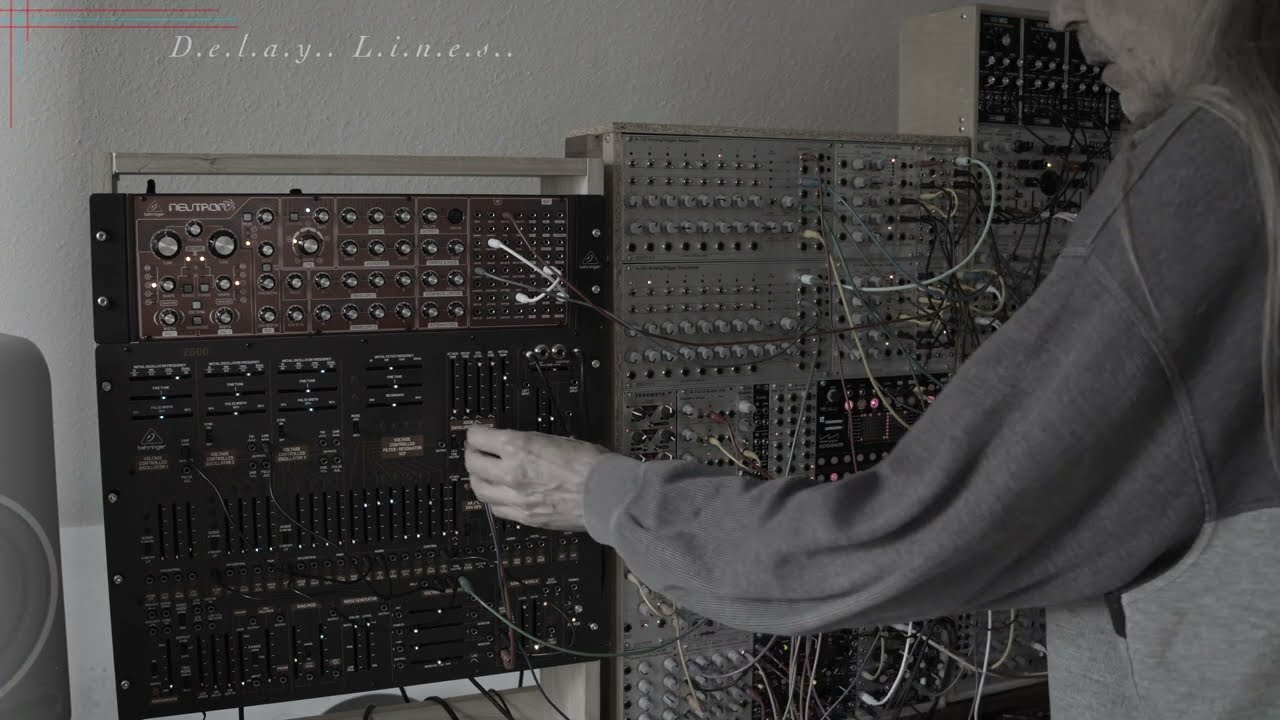 Delay Lines (Berlin School style, Modular)