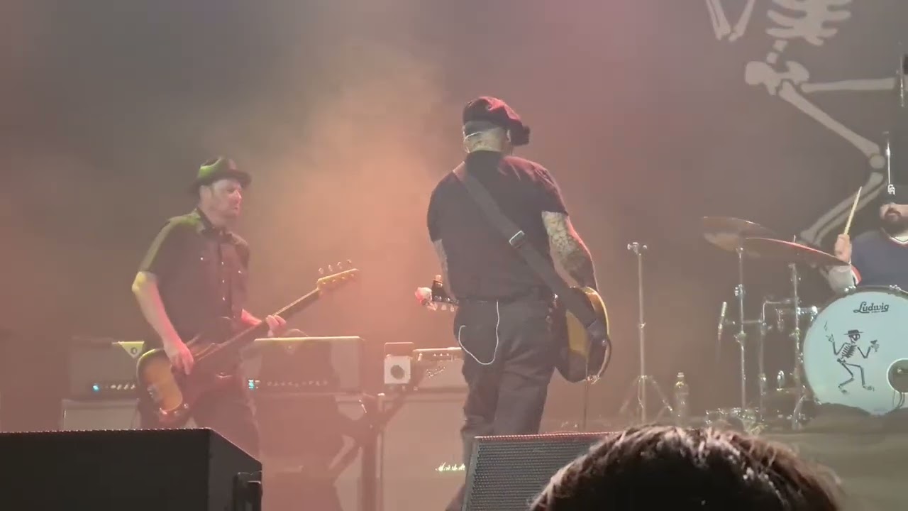 Social Distortion  - Wicked Game, live in Helsinki 2022