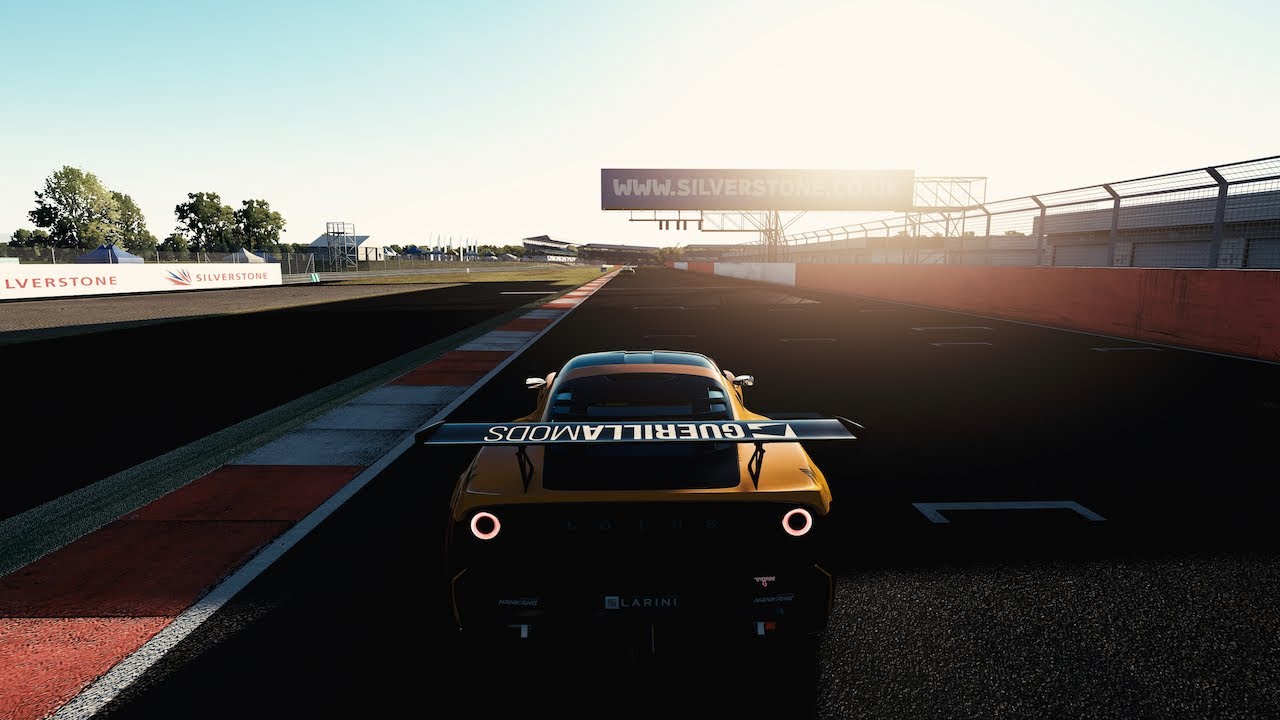 Silverstone - Lotus V6 Cup R