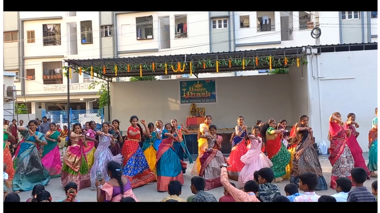 పలుగు రాళ్ల Dance By Class 7th  Celebration's of Diwali 2023 //New Vision Concept School Khammam