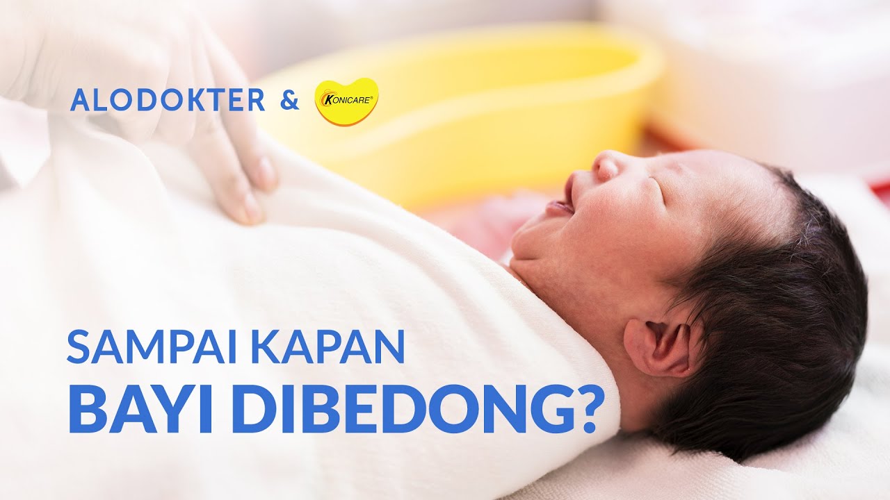 Kapan Bayi Sebaiknya Berhenti Dibedong?