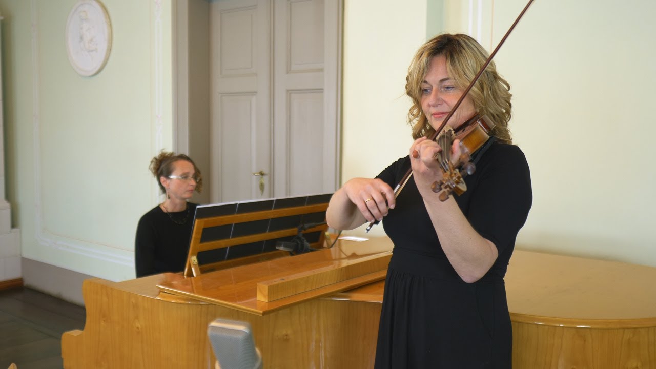 CLAUDIA MARIA LAULE - Israeli Concertino: Hora-Hatikvah (George Perlman)