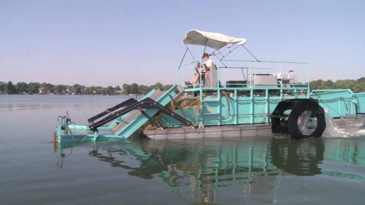 ILH10 1000 Series Inland Lake Harvesters Aquatic Plant Harvester