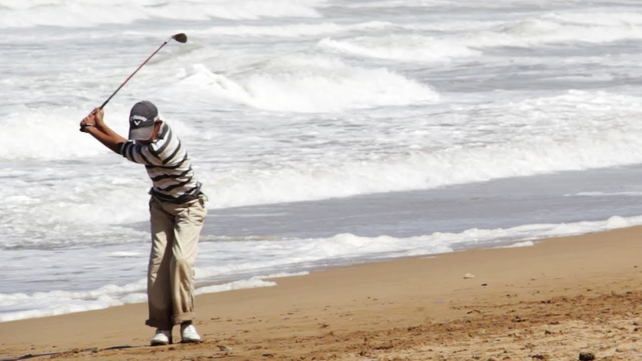 La guerre du golf n'aura pas lieu - HD Documentaire - Maroc Essaouira