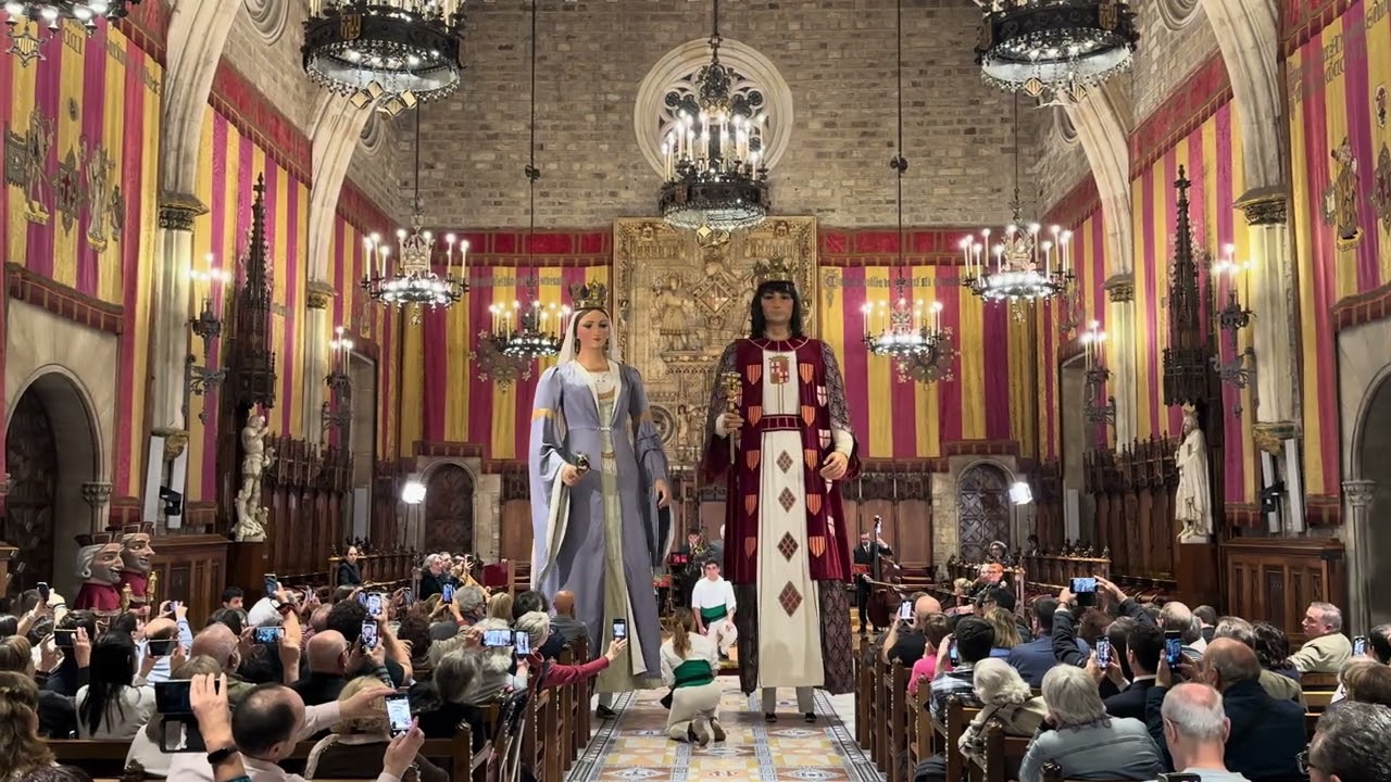 Ball dels Gegants de la Ciutat al Saló de Cent | Cloenda dels 600 anys de Gegants