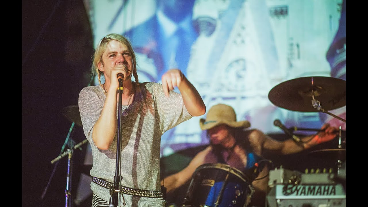 Ariel Pink 