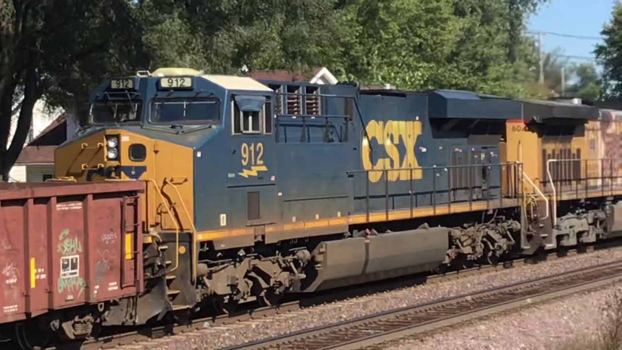 CSX power HmMmMMmmMmmm? UP 6500 hMmmmMmmmMmmMMMmm?