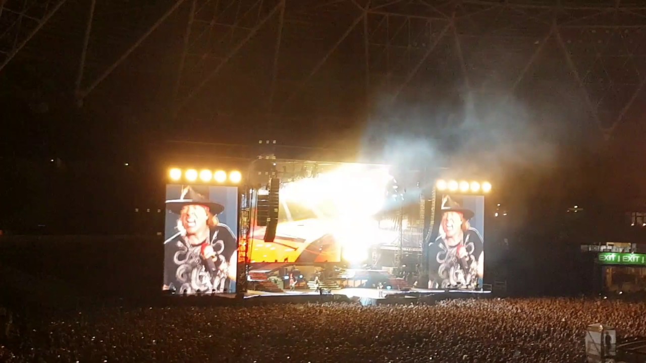 Guns N' Roses. Paradise City live. London. June 16 2017