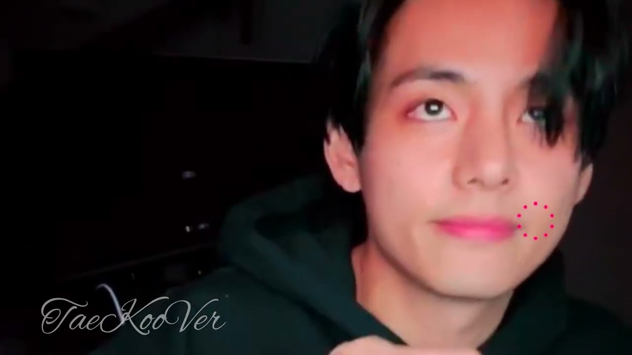 We won't Change 🫶🏻 Taetae vibing to his Jungkookie's Please Don't Change 💜 #jk #bts #taekook #golden