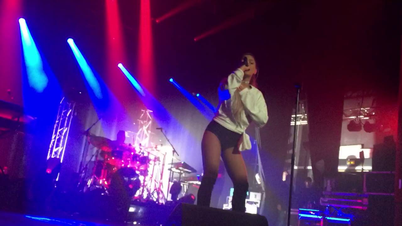 One Last Time - Ariana Grande @ Le Trianon #HPLounge private show in Paris 06/08