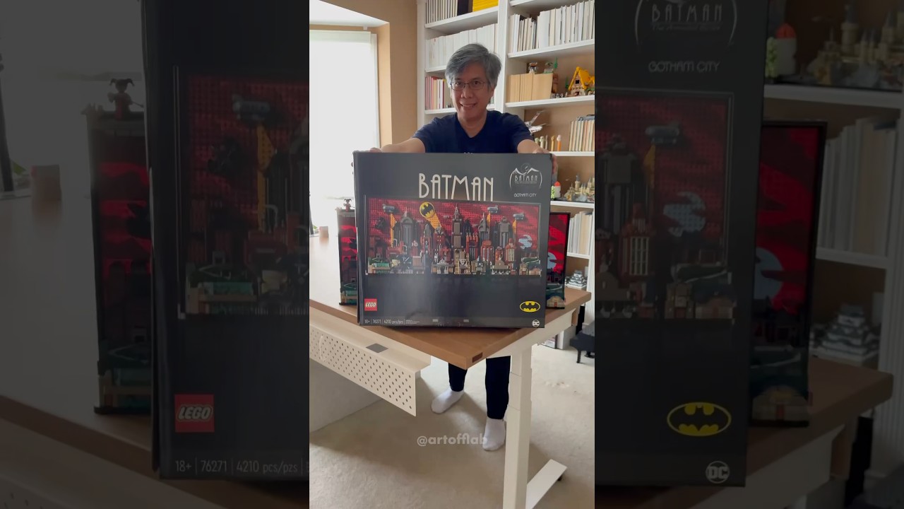 Build LEGO Gotham City With Me! 🦇🚓🐧🐱🃏🌃 #lego #legos #afol #asmr #gotham #batman @lego