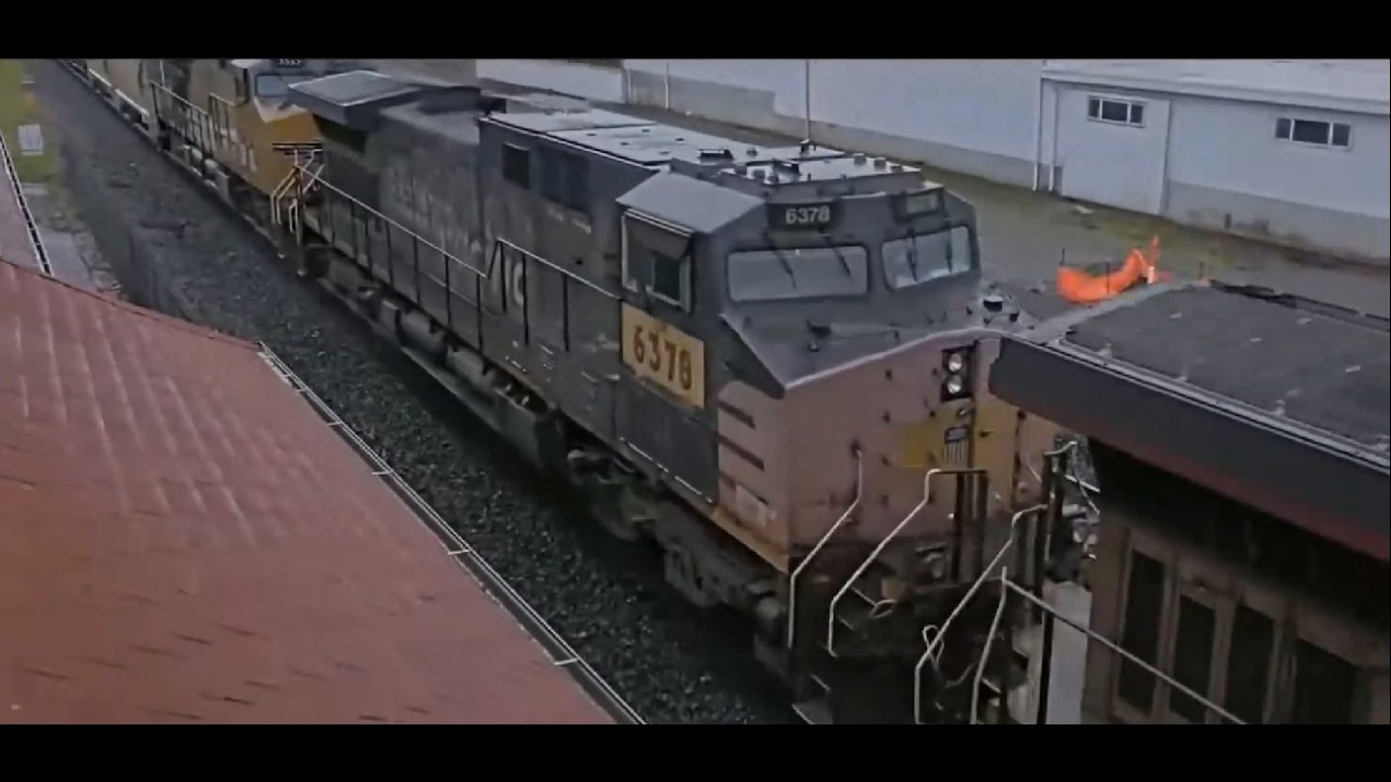 UP manifest with Southern Pacific motor 6378