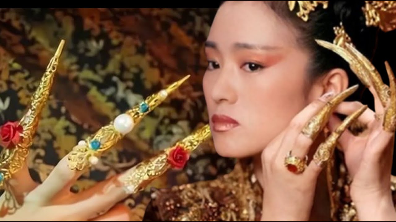 Luxury at the Fingertips， Why Did Ancient Concubines Prefer Long Nail Covers?