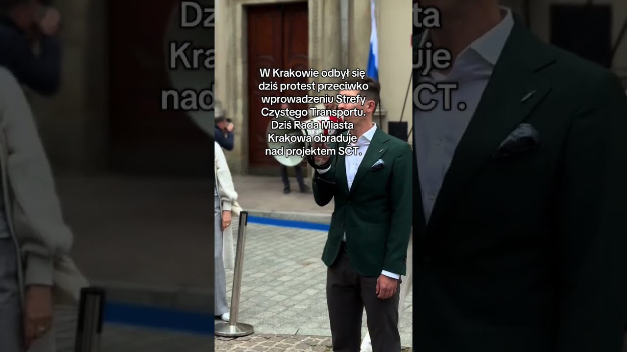 Protest przeciwko SCT w Krakowie.