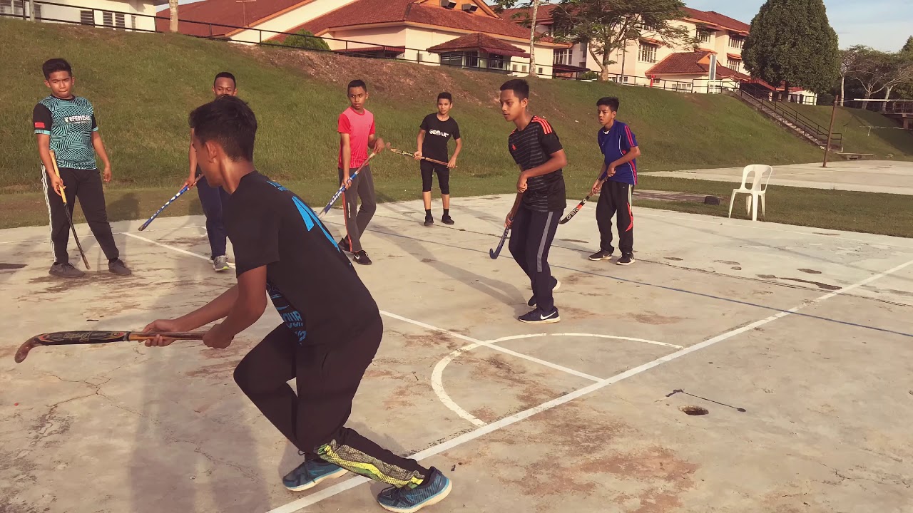 Training hockey in I-kups