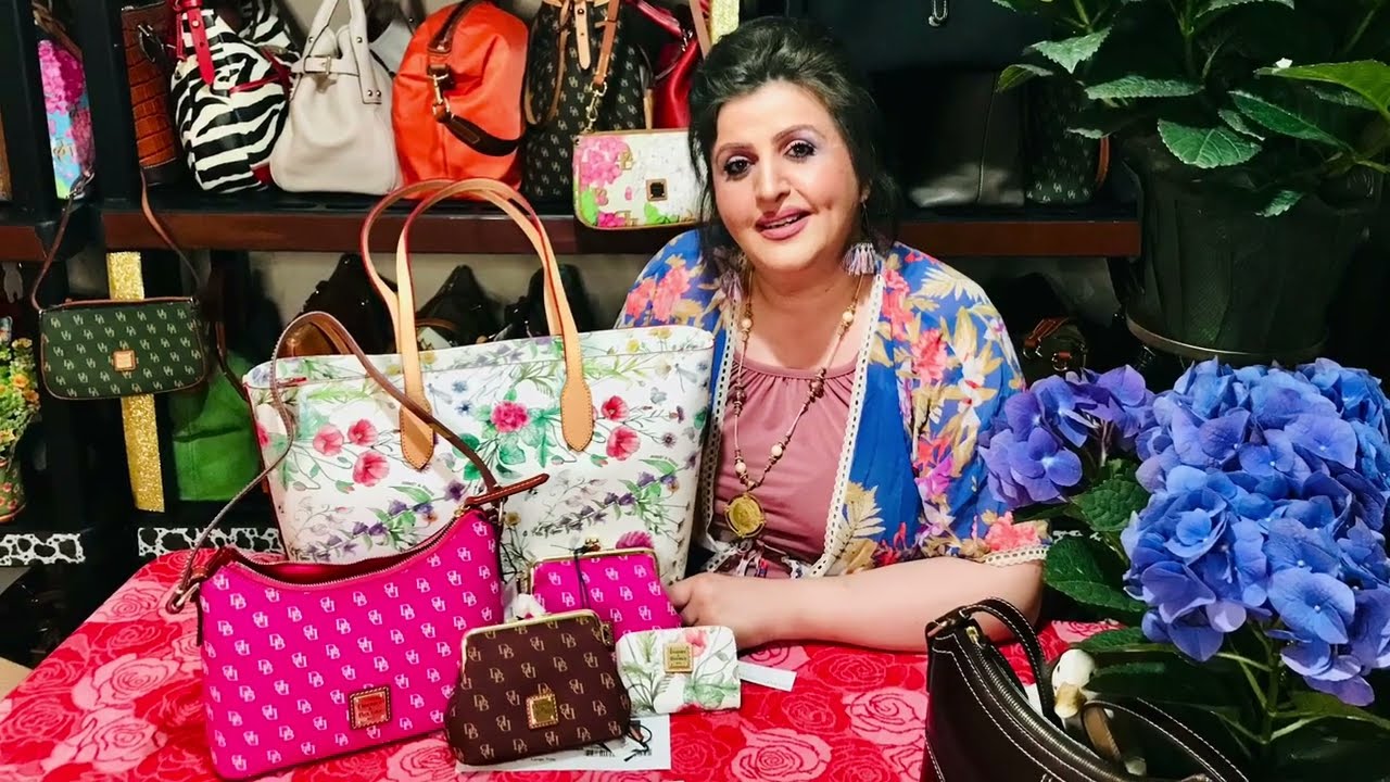 Mother’s Day gifts 🎁 unboxing DOONEY AND BOURKE #mothersday #dooneyandbourkebag #unboxing #giftshop