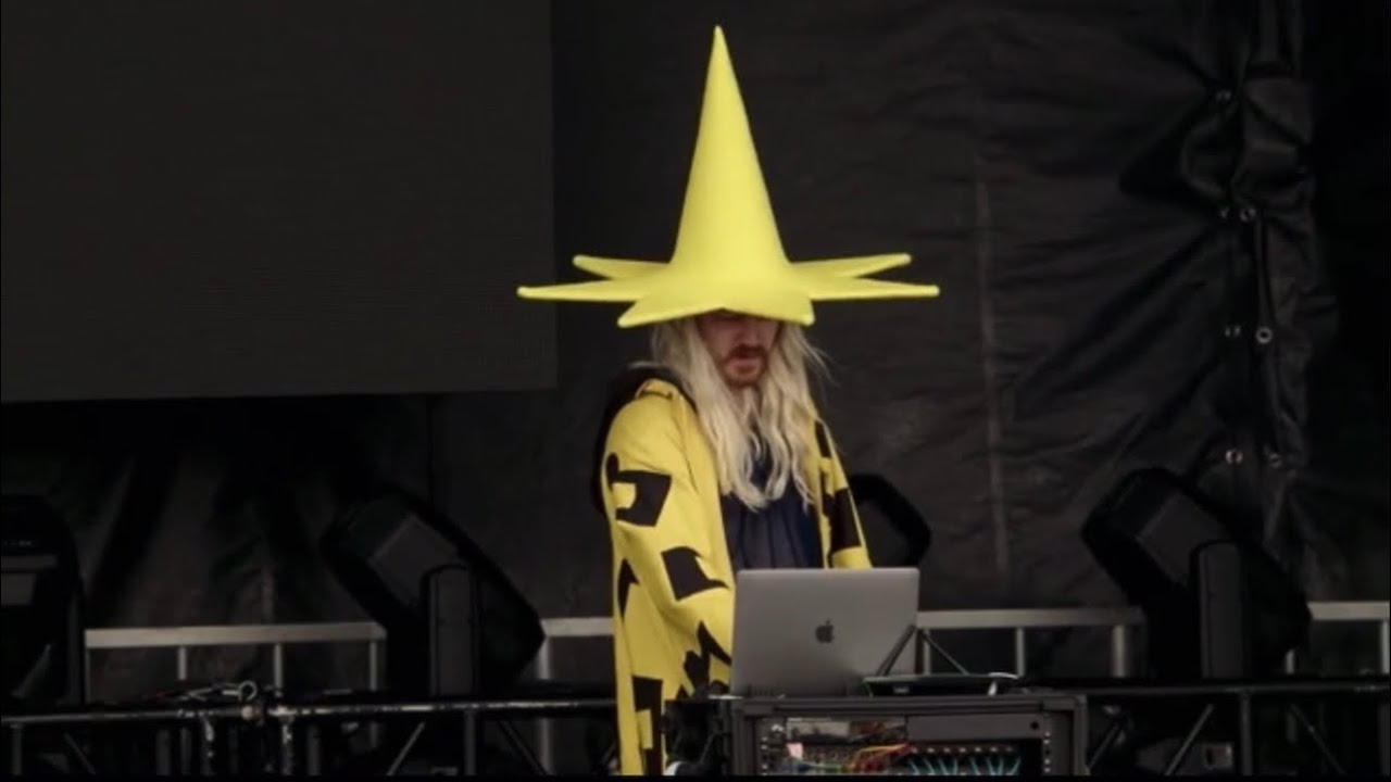 100 gecs at Gov Ball 2022