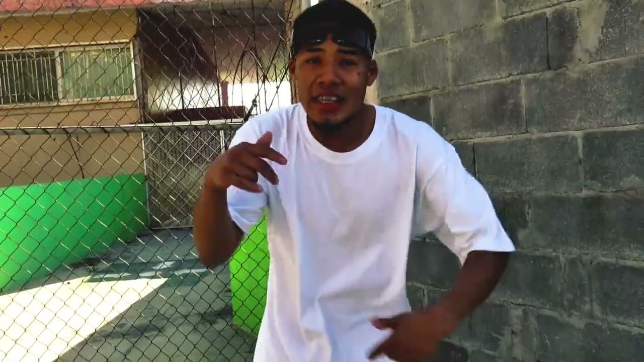 NO SE CONFUNDA-La Oscuridad De Barrio(Vídeo Oficial)424CLIKAPROD.