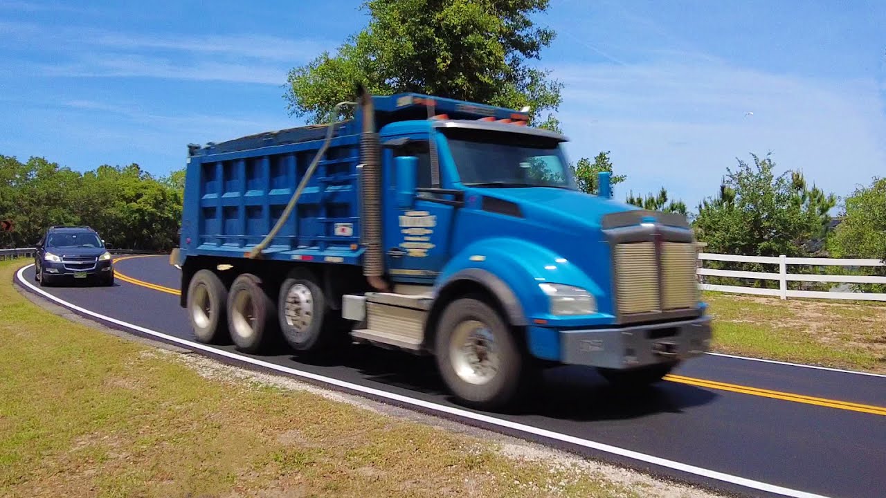Road Traffic Sounds - Trucks and Cars Driving by | 2 Hours White Noise 4K