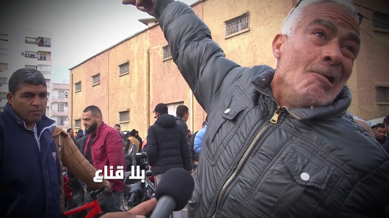 موطور لبرة يعلفو فيها في البهايم وفي تونس تتباع بثلاثة ملاين هه هاو أعلاش يحبونا نطلعو كان على بهيم