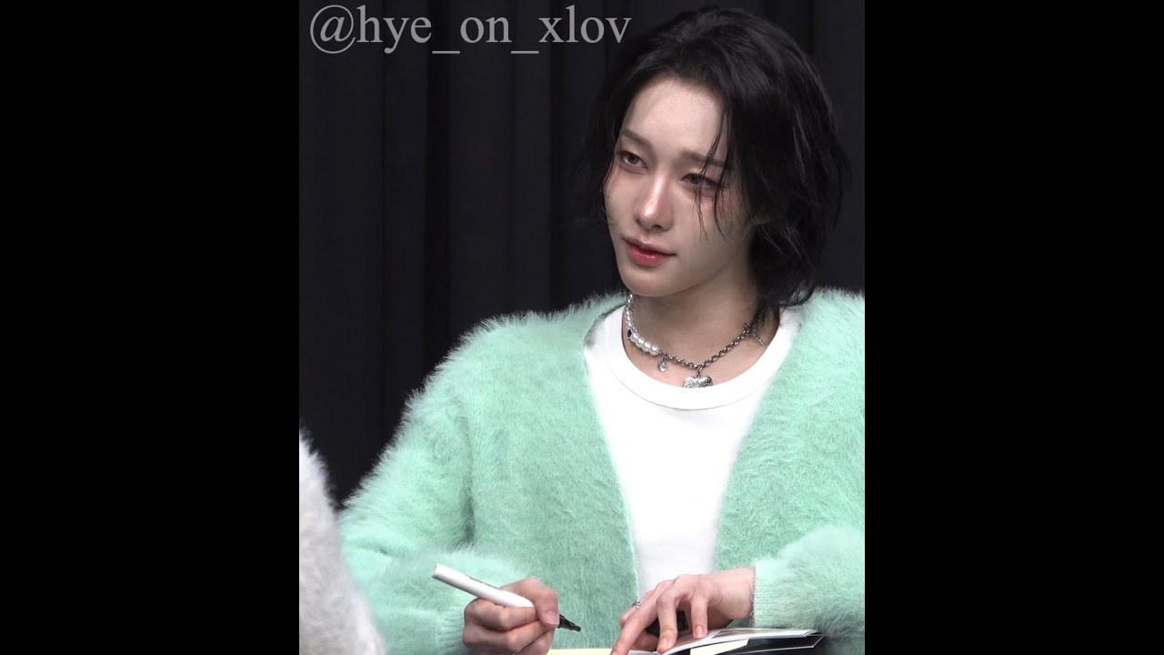 251120 엑스러브 스타라이크 팬싸인회 - 루이 🩷 (한글 자막)