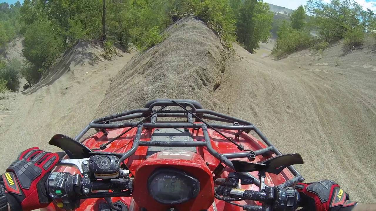 Bundy hill part 2 atv ,off roading , mudding, trails, outdoors fun