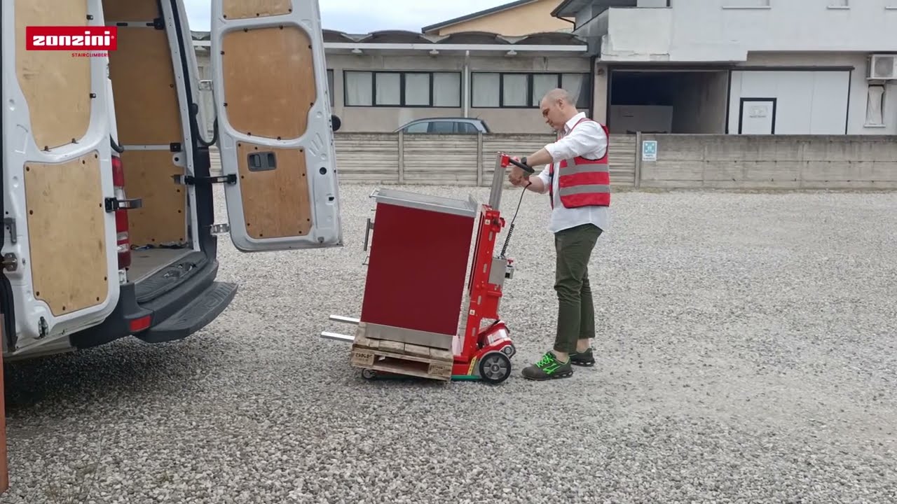 Loading and Unloading a Stove with Domino Lift Stabilized