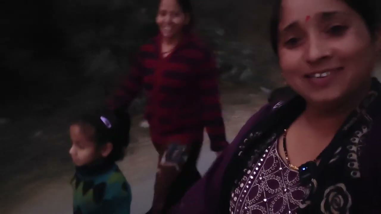आज शाम को walking per nikle #virelreels #postingchallenge #music #pahadi #post #dailyvlog 