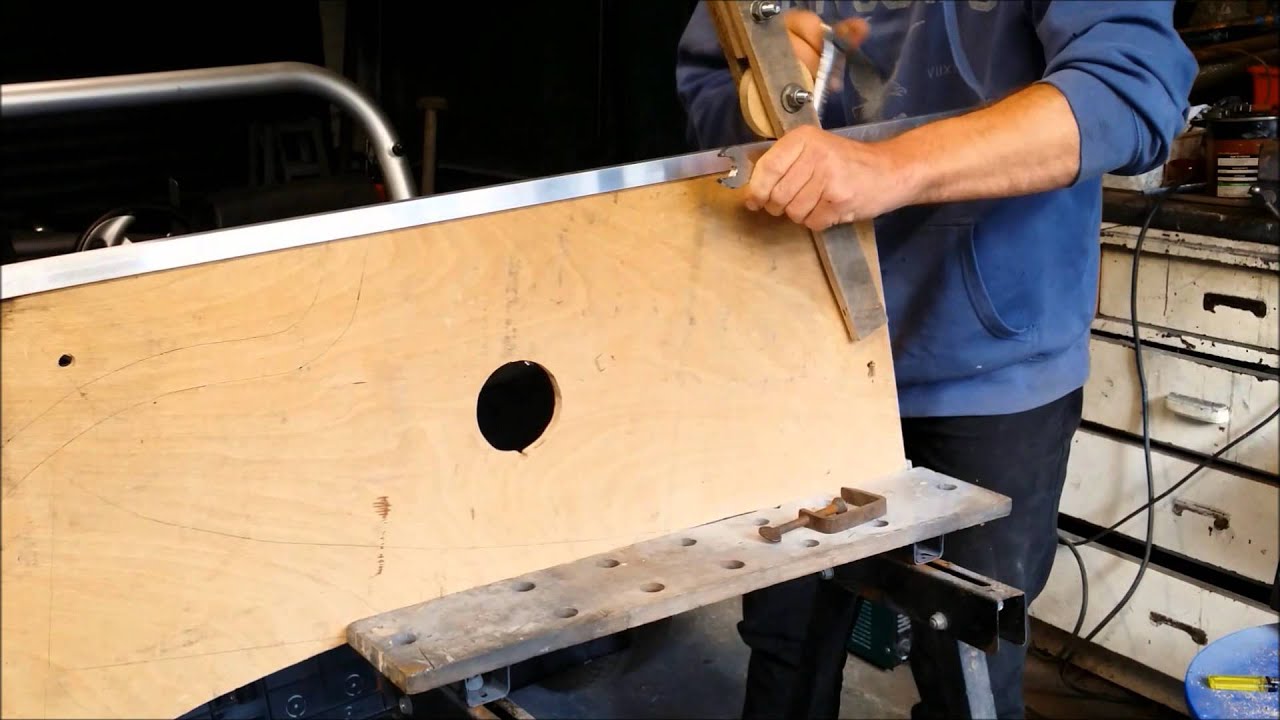 Making a Locost windscreen frame