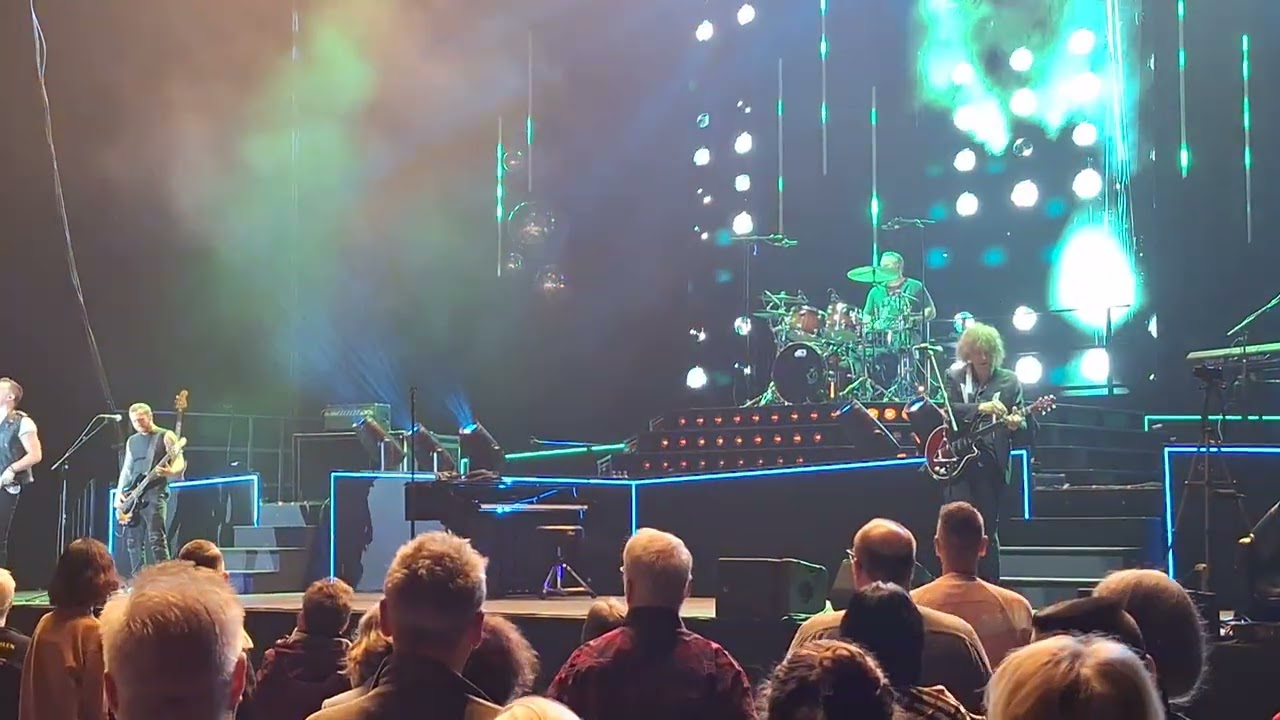 Marc Martel - A Vision of Queen, Radio Gaga, VW Halle BS, 13.10.2025