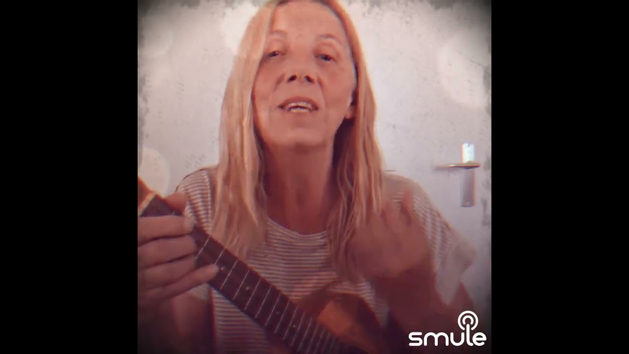 Laat de wereld het horen - Anne- Marie Jung..Cover:  Zang en ukulele: Trudie de Jong..