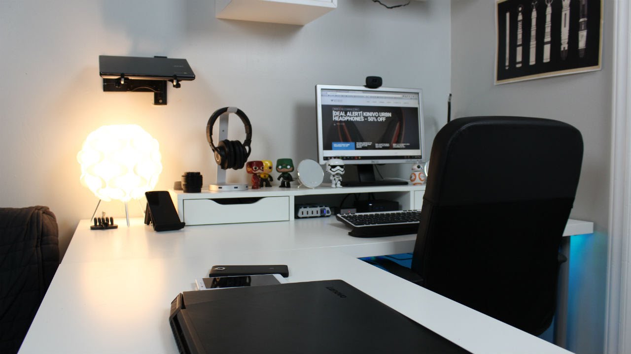 Early 2016 Desk Tour!